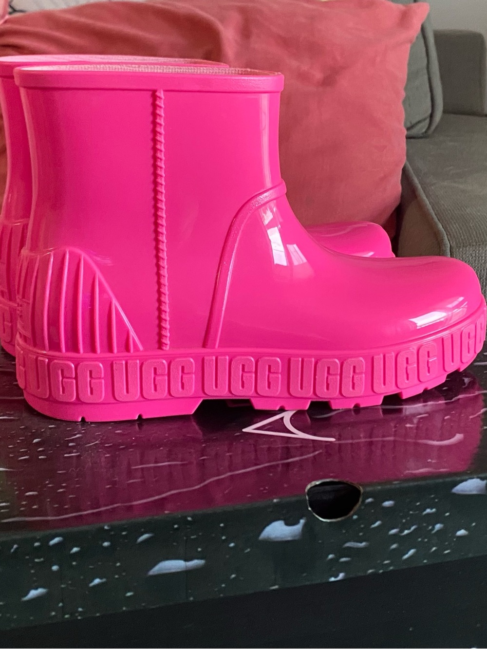 UGG’s Women’s Bright Pink Waterproof Rain Boots